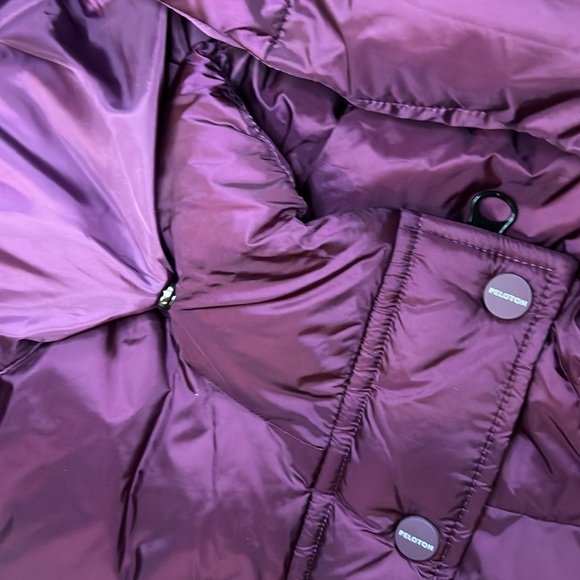 Peloton Fabric Block Puffer - Picture 3 of 5